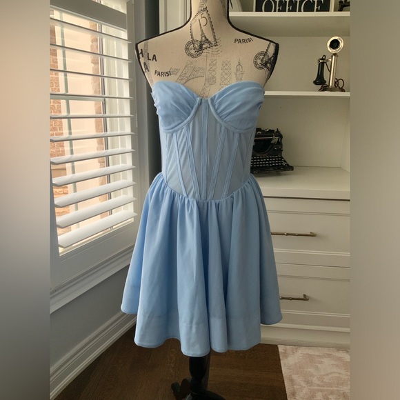 BARDOT Hart Corset Mini Dress Strapless Artic Blue Women’s Size 8 BRAND NEW - Picture 7 of 16